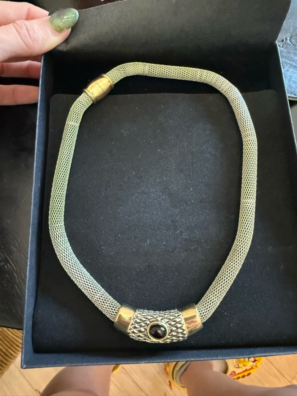 Vintage silver & Gold-Tone Mesh Necklace with Black Stone Accent